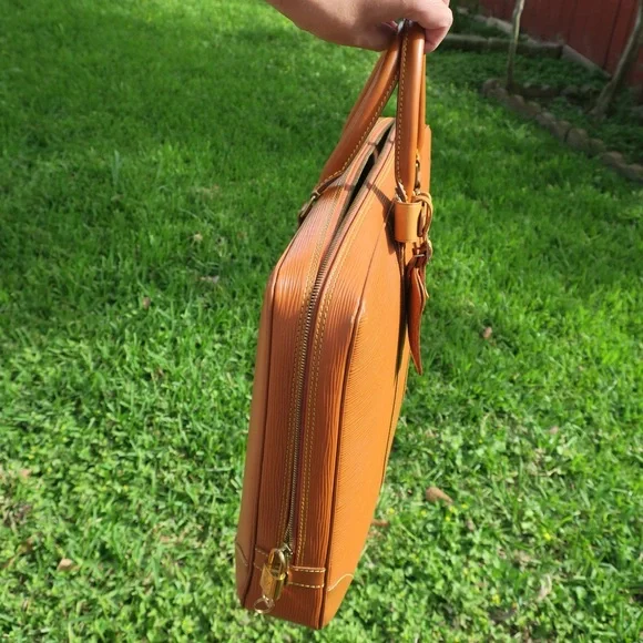 Vintage Louis Vuitton Porte Document Voyage Briefcase |Epi Leather LV Laptop Bag - Picture 3 of 13